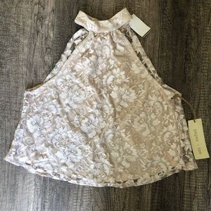 LACE OPEN BACK CROP